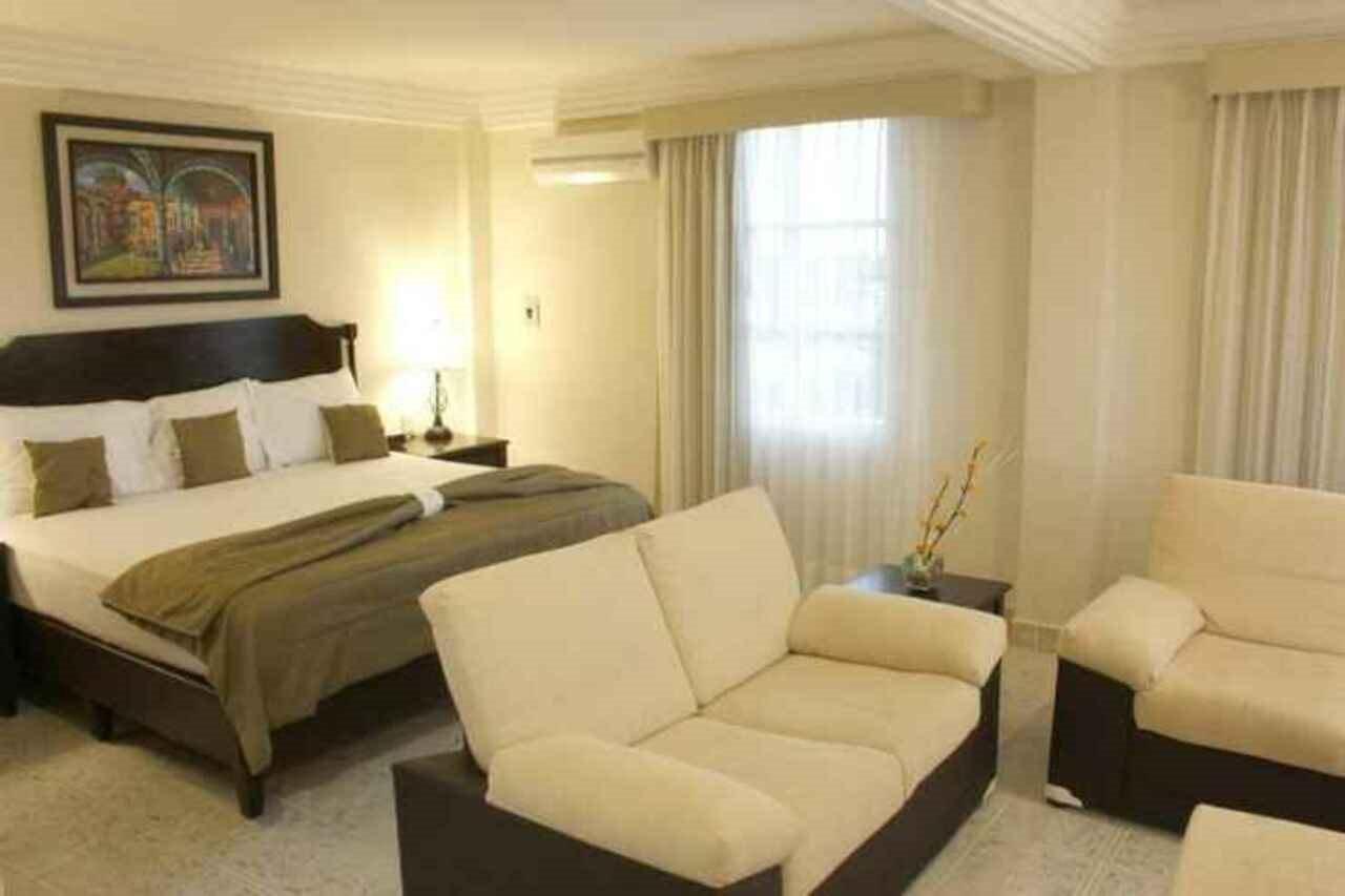 Hotel Victoria Mérida Dış mekan fotoğraf Suite