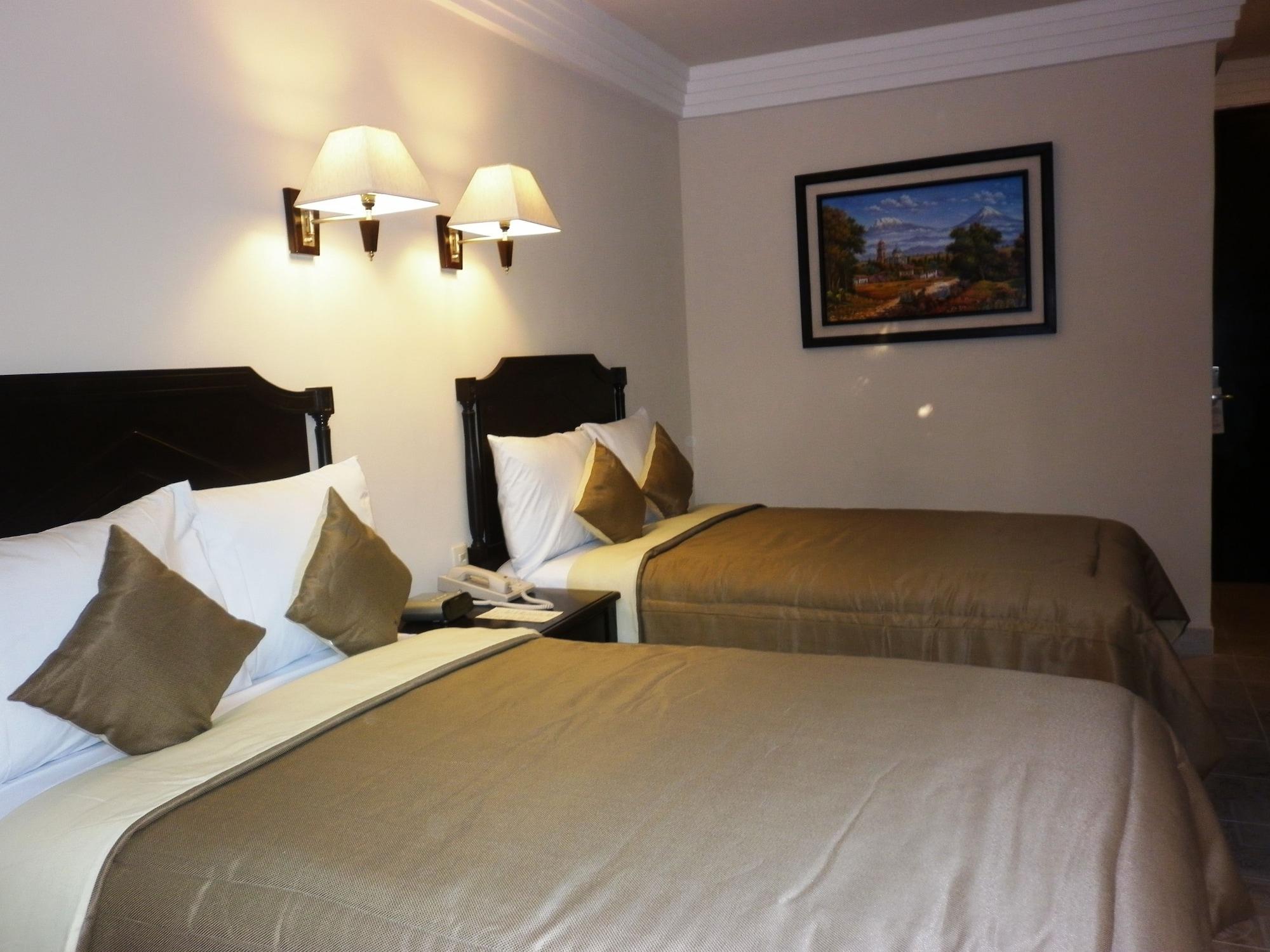 Hotel Victoria Mérida Dış mekan fotoğraf A room at the hotel